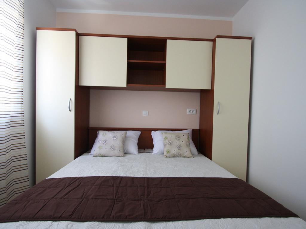 Apartment Tea Pula Exterior photo