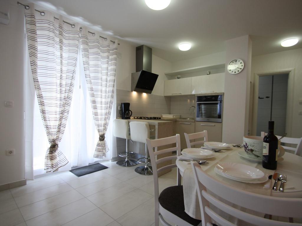 Apartment Tea Pula Exterior photo