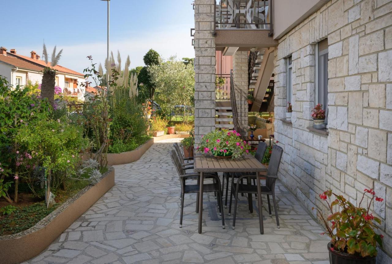 Apartment Tea Pula Exterior photo